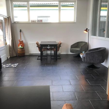 'T Posthuys Bed & Breakfast Leens Eksteriør bilde